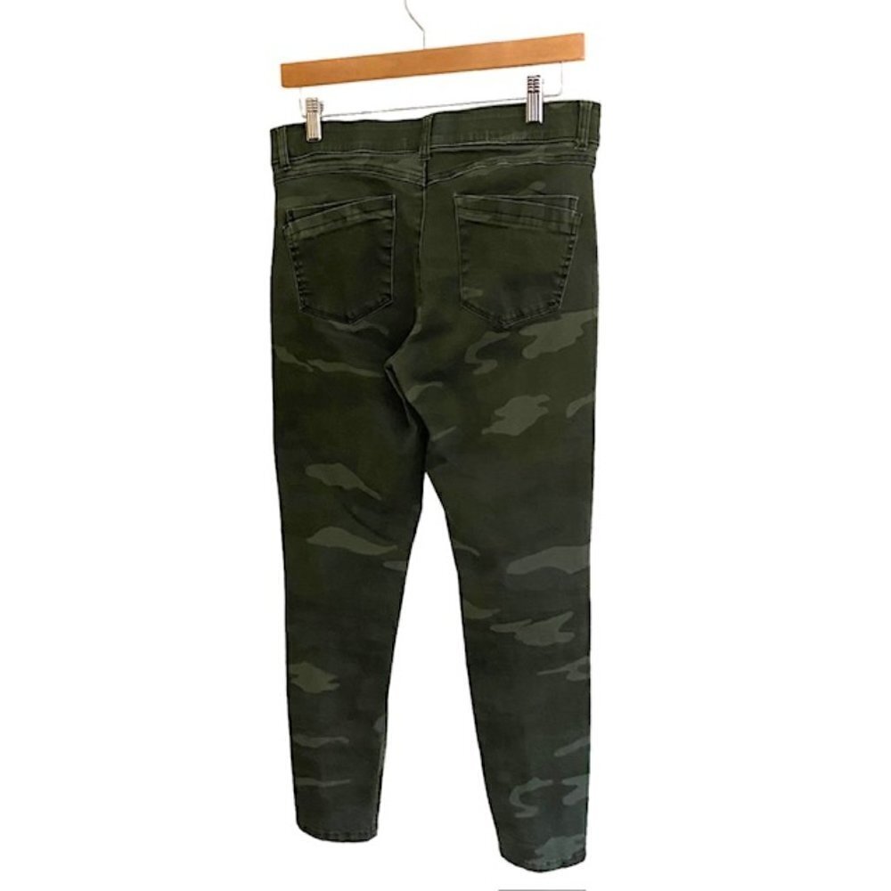 Democracy AB Technology Camo Zipper Pocket Skinny Jeans 10 - Picture 3 of 4